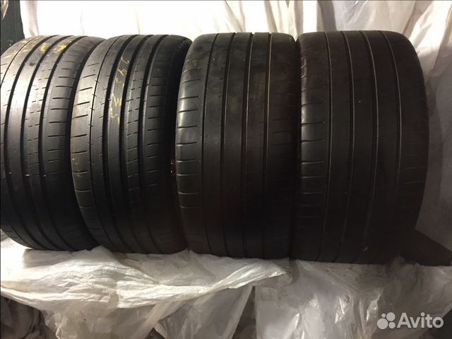 Бу шина мишлен. Michelin Pilot super Sport 285/35 r21. 285/30 R21. Michelin Pilot super Sport 245/35/21. Резина 285 35 r21 на дисках.