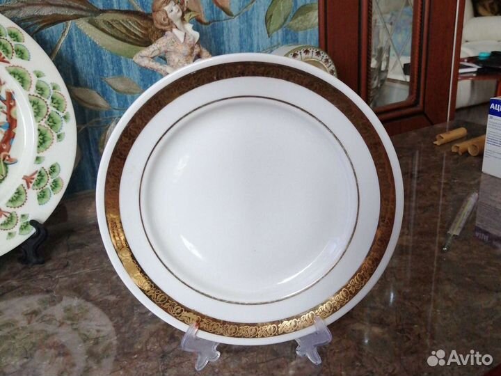 Тарелки десертные