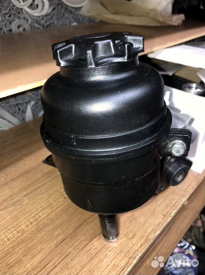 Бачок гур бмв