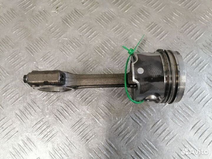 Поршень с шатуном Renault Scenic 1 1.5 DCI