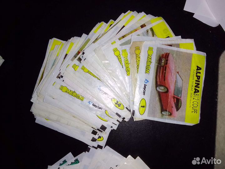 Вкладыши Bombibom полные серии. 331 штЦена за все