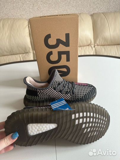 Новые кроссовки adidas yeezy boost 350(рефлектив)