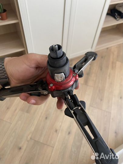Оригинальная нога от manfrotto