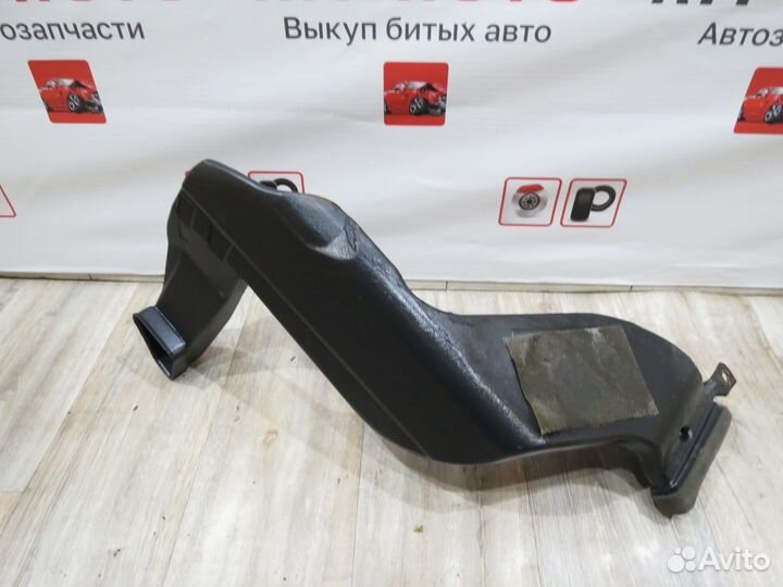 Воздуховод левый Hyundai i40