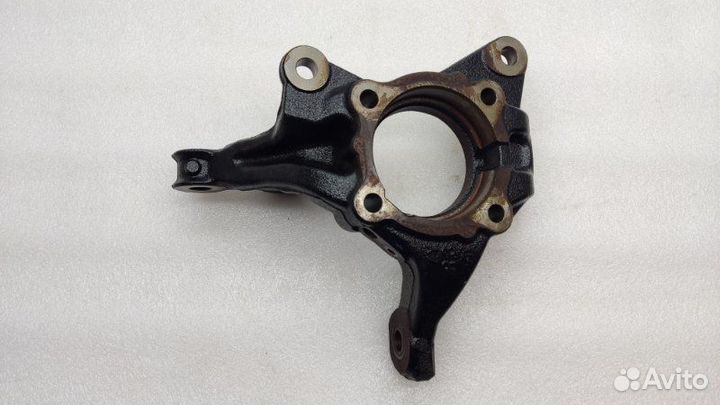 Б/У Б/У Кулак поворотный Состояние отличное