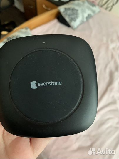 Беспроводная зарядка для телефона