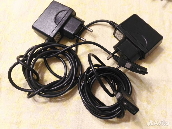 Зарядки для мобильного телефона