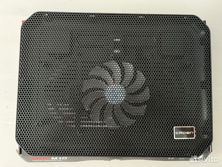 Подставка с охлаждением для ноутбука