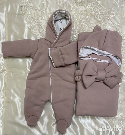 Комбинезон, одеяльце, шапочка