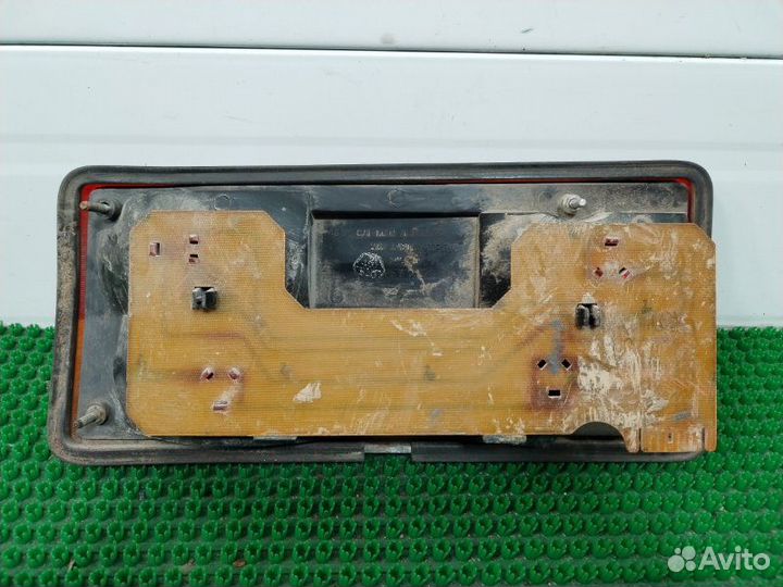 Фонарь задний правый Лада 2107 1 2000