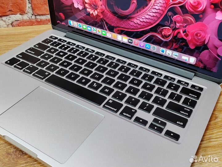 Мощный MacBook Pro Core i5/8Gb/SSD/13.3