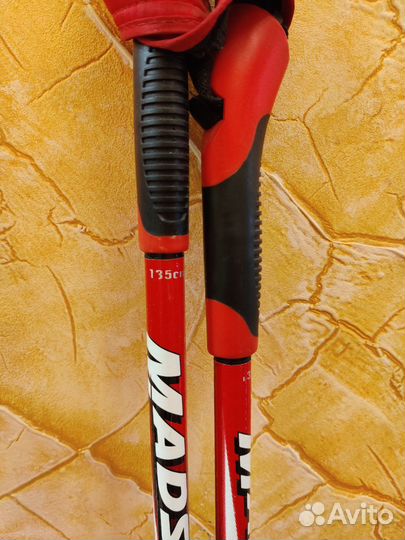 Лыжи беговые Jarvinen 185см и лыжные палки 135см