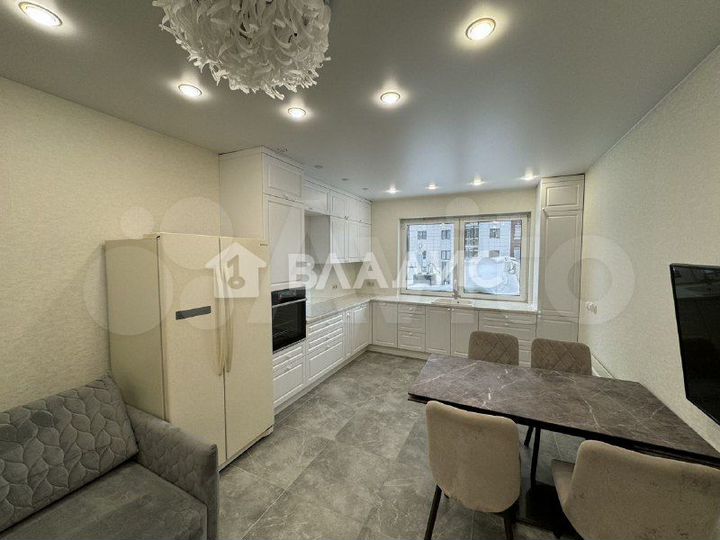 3-к. квартира, 85 м², 2/24 эт.