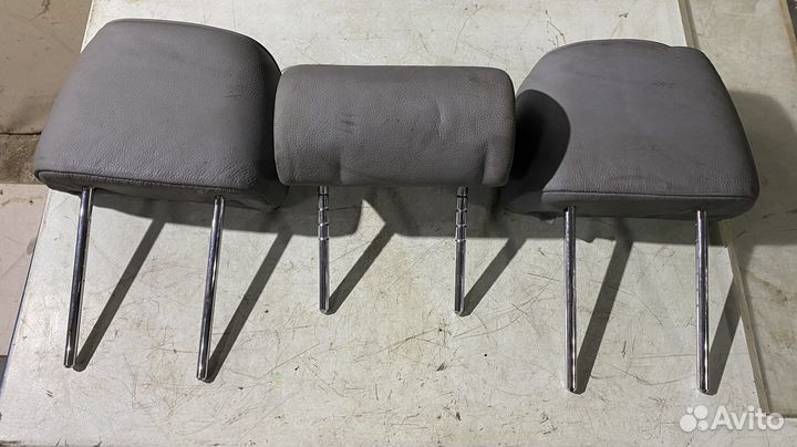 Подголовники задних сидений BMW X5 E53