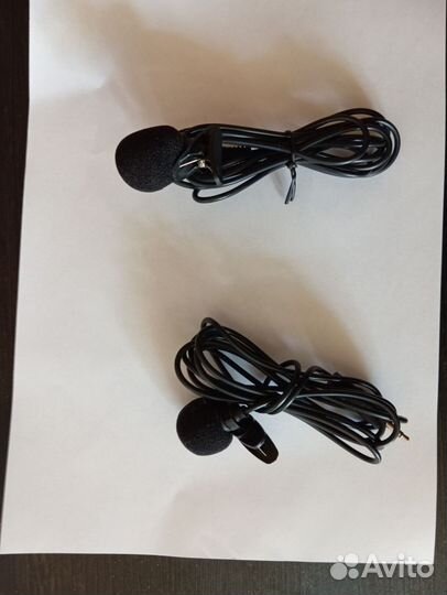 Петличный микрофон