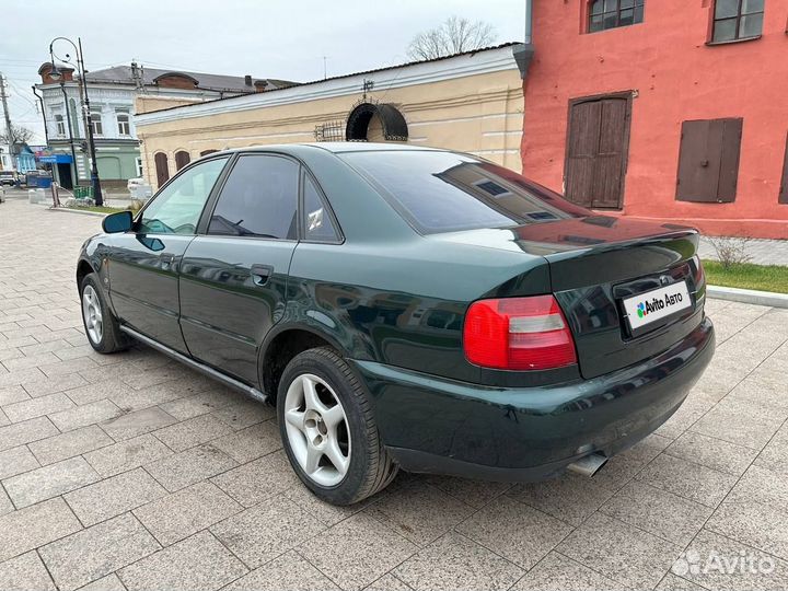 Audi A4 1.6 МТ, 1995, 277 000 км