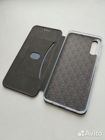 Продам чехол. Подойдет для Samsung A50
