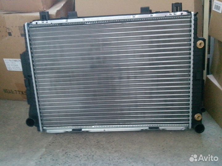 Радиатор Мерседес W140 4.0-6.0