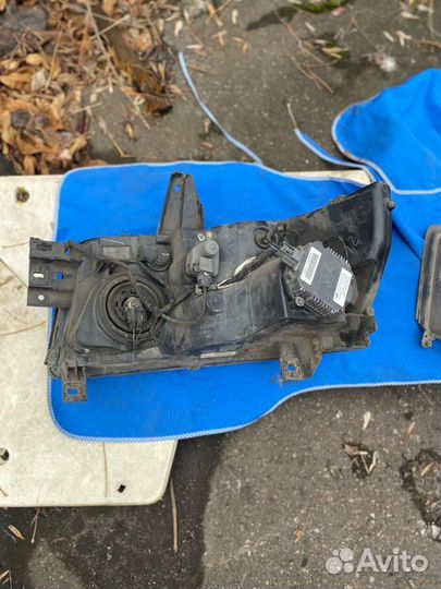 Фара infiniti qx56