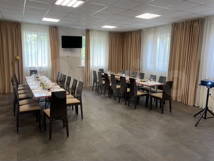 Коттедж 290 м² на участке 12 сот.