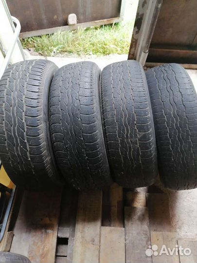 Bridgestone Dueler H/T D687 225/65 R17 101H
