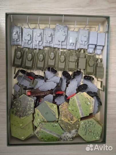 Настольно-коллекционн игра 