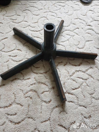 Подставка под елку 