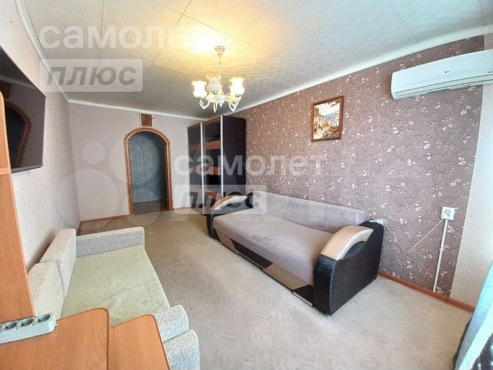 3-к. квартира, 60 м², 8/9 эт.