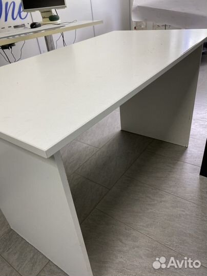 Компьютерный стол IKEA