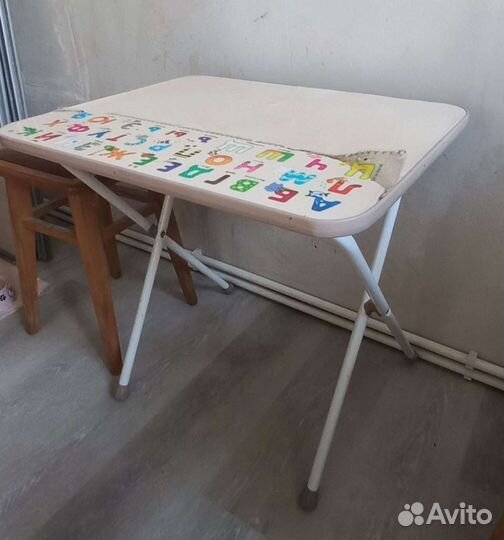 Детский столик