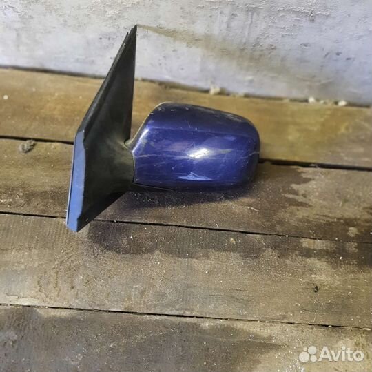 Daihatsu YRV боковое зеркало