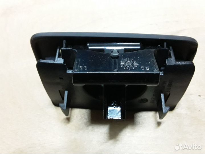 Замок бардачка Audi A8 4E1857149A6PS новый