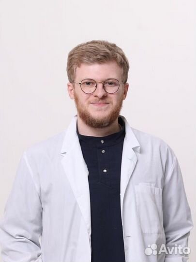 Врач стоматолог терапевт