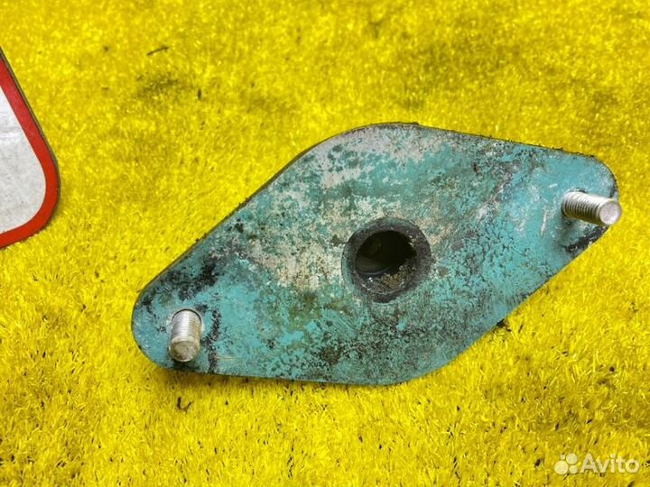 Подушка двигателя передняя Kawasaki Jet Ski Ultra