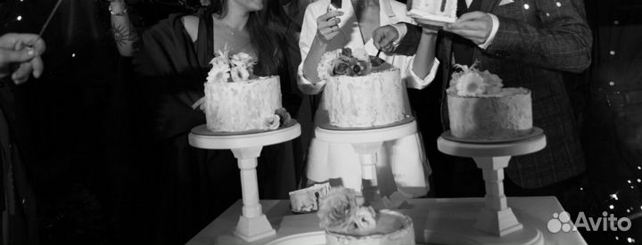 Подставка под свадебный торт