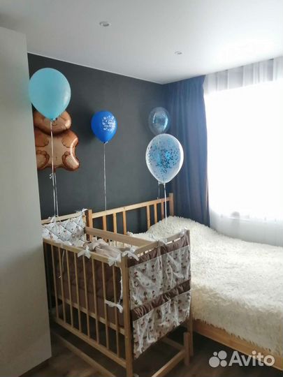 Детская кроватка с продольным маятником