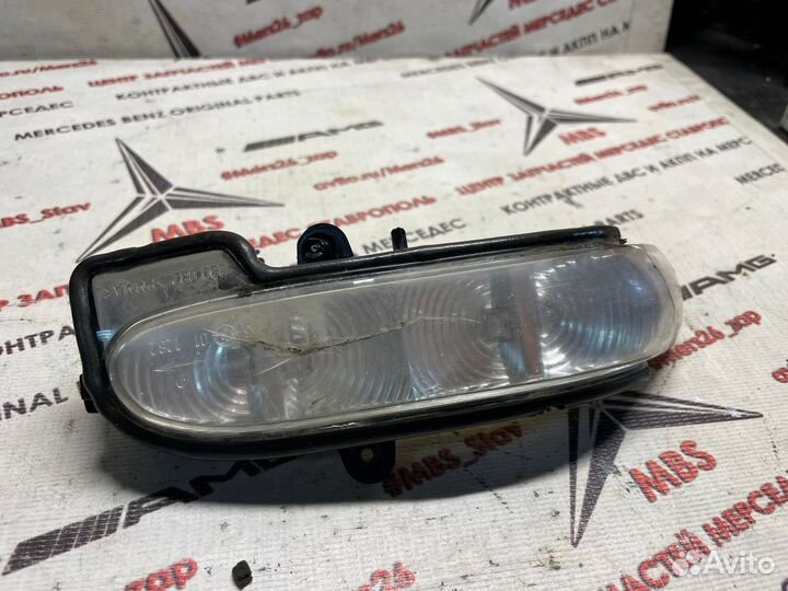 Поворотник w211 Mercedes правый дорест