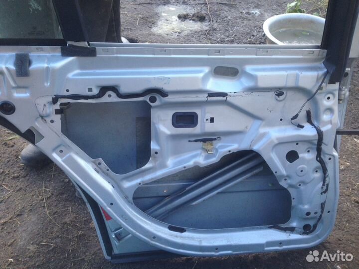 Дверь на бмв е39