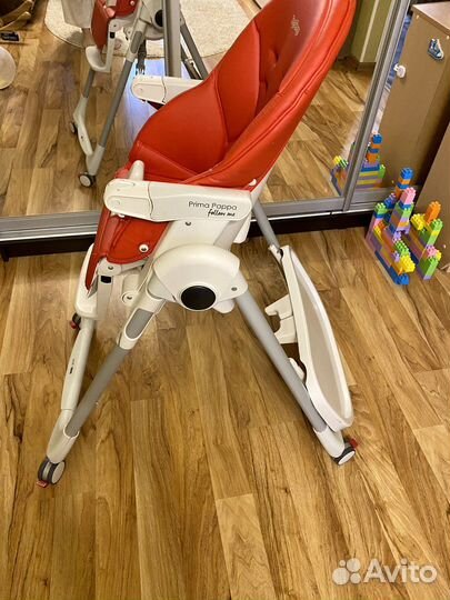 Стульчик для кормления peg perego красный