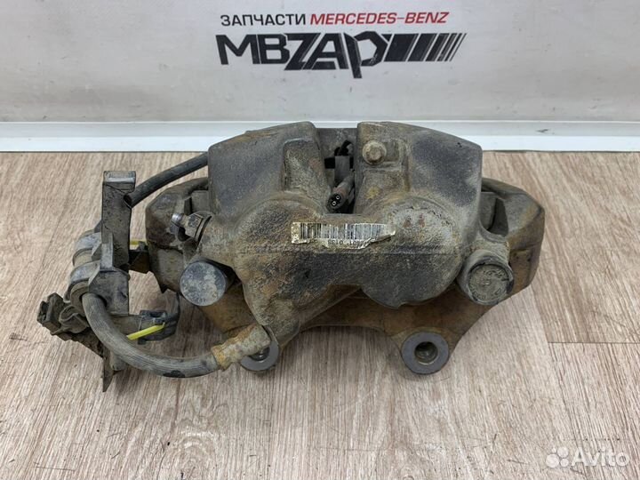 Суппорт передний правый Mercedes X164 GL 164