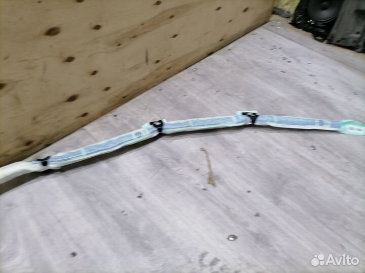 Шторка безопасности левая боковая VW Passat B6