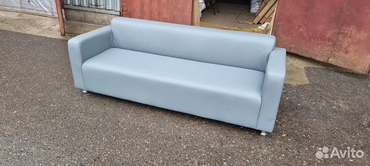 Диван для офиса