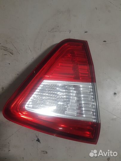 Задний левый фонарь Nissan Terrano 3 D10
