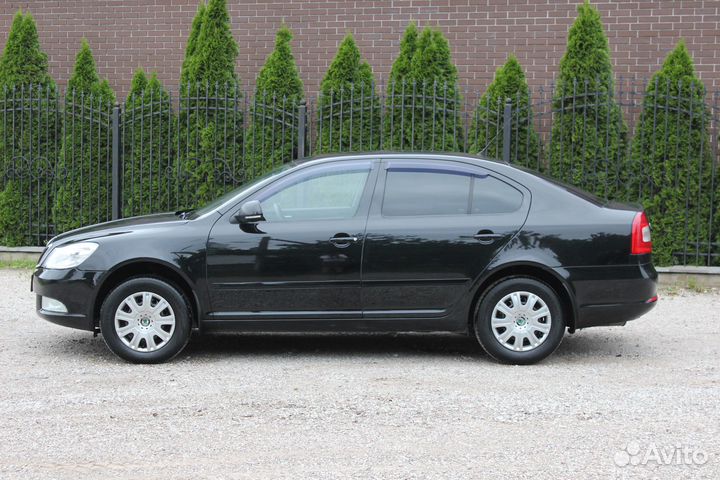 Skoda Octavia 1.6 AT, 2010, 199 900 км