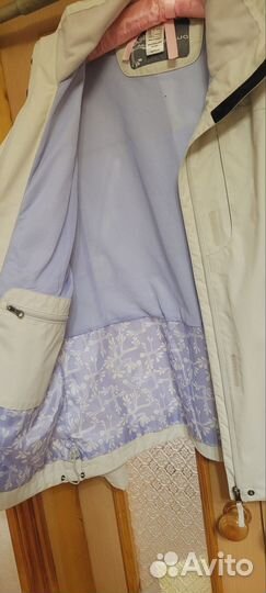Ветровка женская 48 р