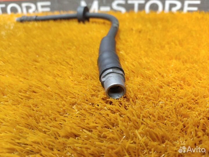 Шланг тормозной задний правый Volkswagen Passat B7