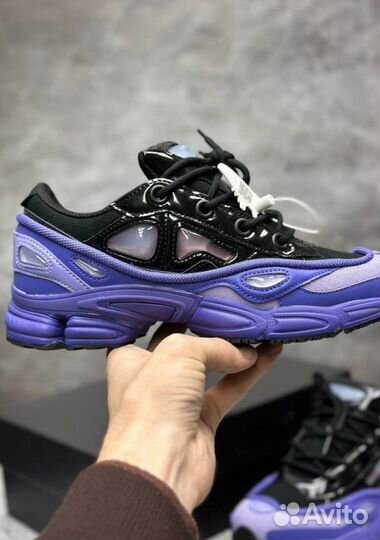 Темные Adidas Raf Simons