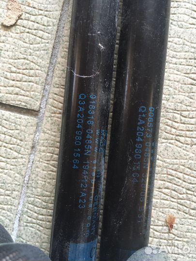 Амортизатор капота багажника Mercedes w211 x204