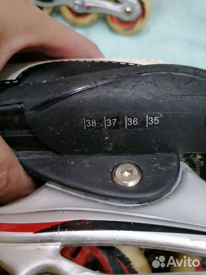 Роликовые коньки