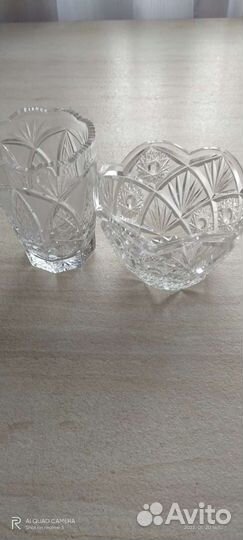 Салатники, рюмки, фужеры, ваза